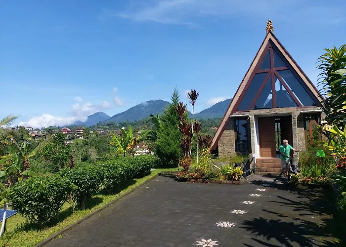 ロッジ Casa Serenita Batunya Bedugul *